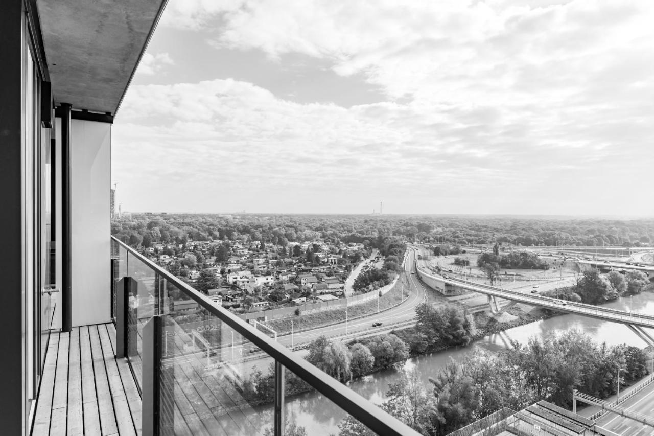 Triiiple Tower Dream Apartments With Rooftop-Summer-Pool Viyana Dış mekan fotoğraf